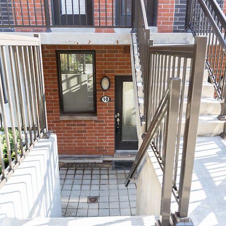 Beautiful Townhouse Near Yorkdale Mall, Wilson Subway Appartement Toronto Buitenkant foto