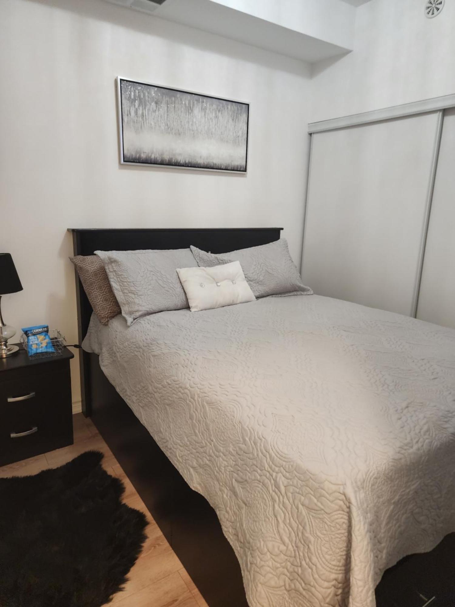 Beautiful Townhouse Near Yorkdale Mall, Wilson Subway Appartement Toronto Buitenkant foto